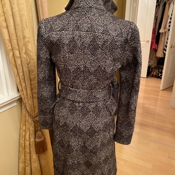 Authentic DVF coat - Picture 4 of 4